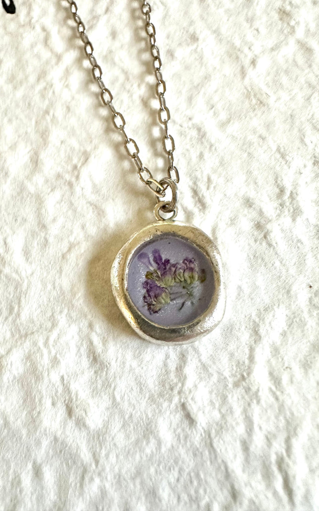 Floral Crest Necklace