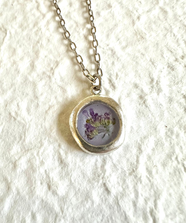 Floral Crest Necklace