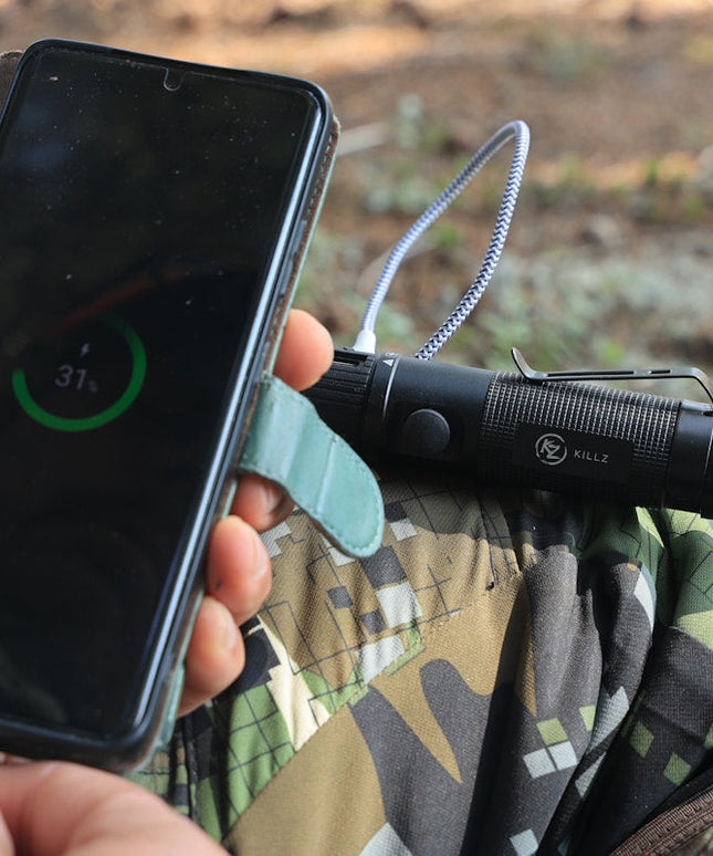 KILLZ TORCH Z FLASHLIGHT / CHARGING POWER STATION COMBO