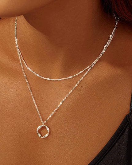 3-Piece Gold Or Silver Layered Necklace Set | Elegant Chain with Circle Pendant | Hypoallergenic