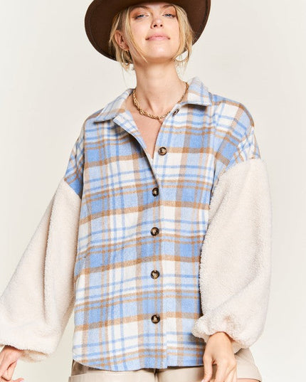 Multi plaid fuzzy sleeve jacket PLUS JJO1023P