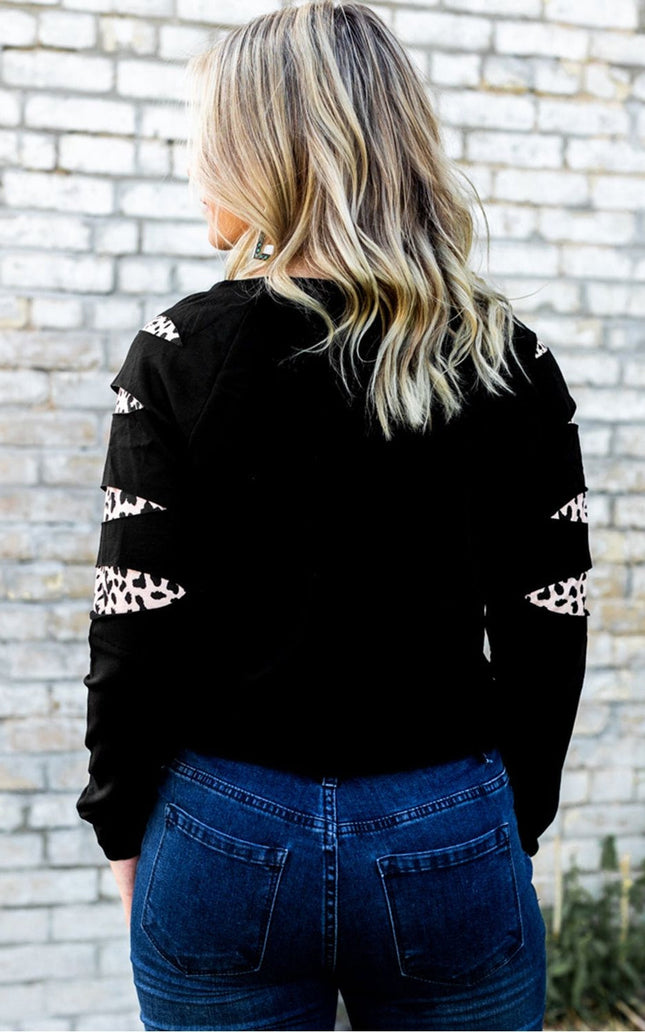 Women Graphic Leopard Patch Sweatshirt
