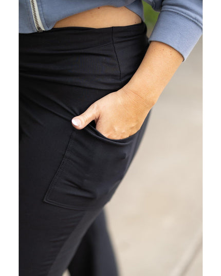 Ready to Ship | The Addison Fold Over Bootcut Leggings