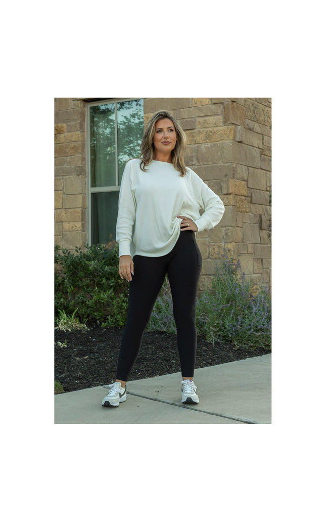 Ready to Ship | The Lilla -   Black FLEECE Full Length Leggings with Pockets