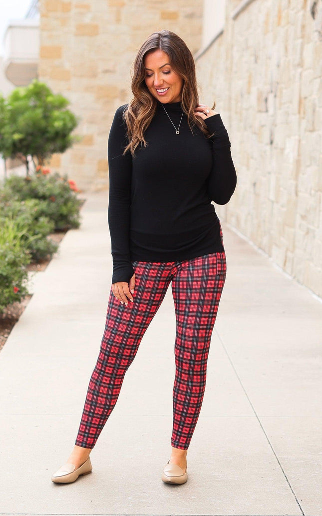 Ready to Ship | The Holly Plaid Leggings