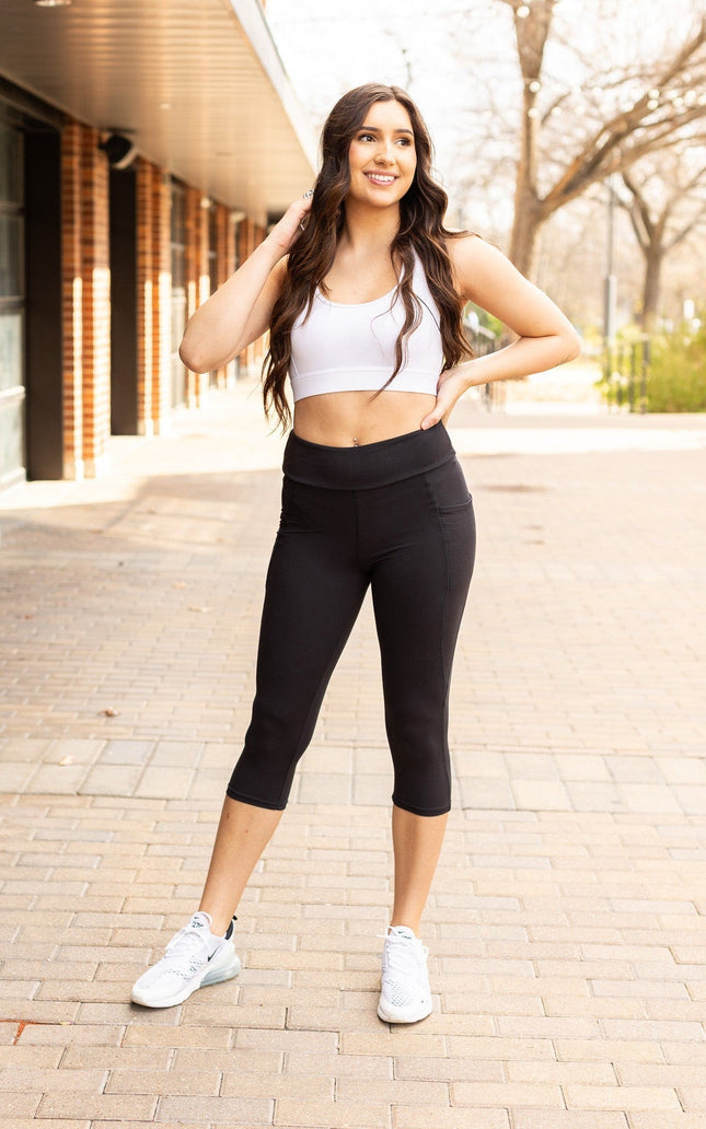Ready to Ship | Sleek Pocket Collection - Capri Leggings