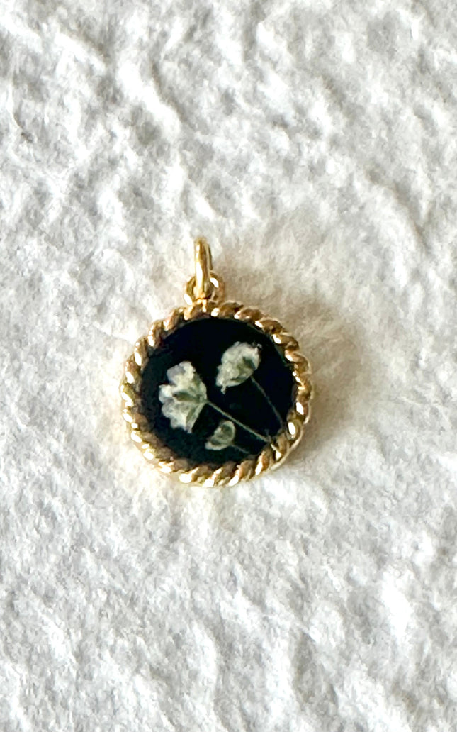 Floral Rope Bezel Necklace