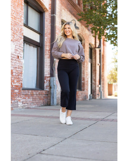 Ready to Ship | The Delilah - Kick Flare Leggings with Pockets