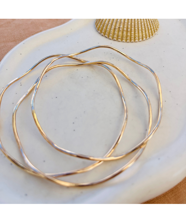 BIG WAVE BANGLE BRACELET
