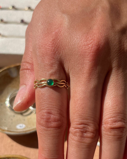 EMERALD ONYX RING