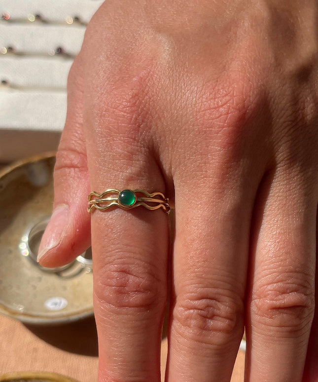 EMERALD ONYX RING