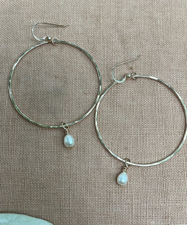 TINY PEARL HOOP EARRINGS
