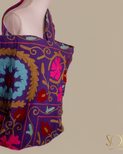 Sagitario Suzani Tote Bag