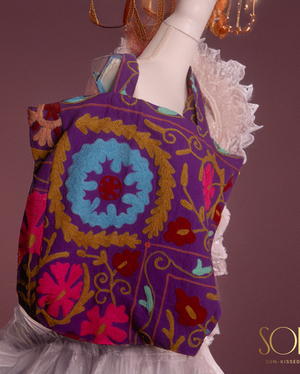 Sagitario Suzani Tote Bag