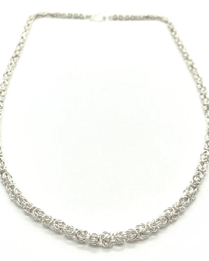 Delicate Byzantine Chainmaille Necklace in Silver