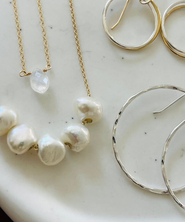 SKINNY SMALL BEACH HOOPS