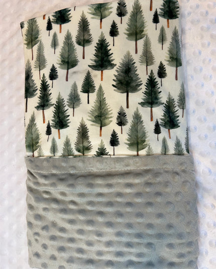 Woodland Whispers Minky Blanket – Ultra-Soft Forest-Inspired Comfort
