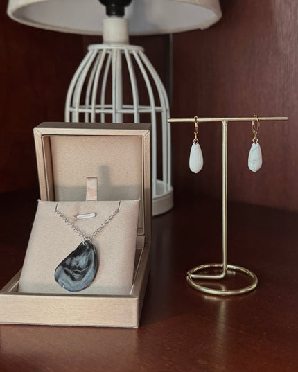 Oyster Shell Pendant Necklace