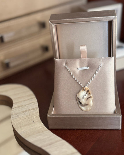 Oyster Shell Pendant Necklace