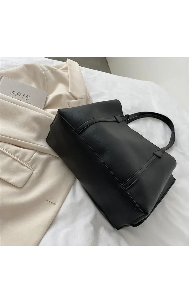 Retro Solid Color Large Capacity Women's PU Leather Handbag