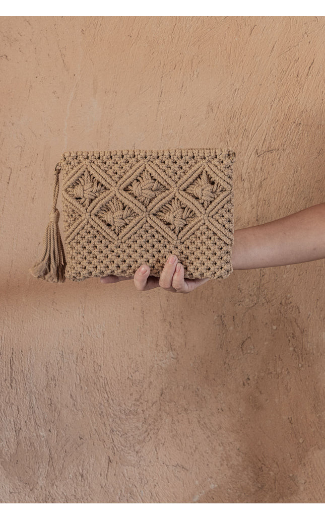 Ren Crochet Clutch