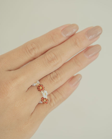 Flora Beaded Necklace and Ring Set