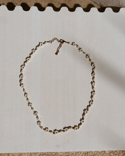 Freshwater Pearl and Flower Beaded Necklace