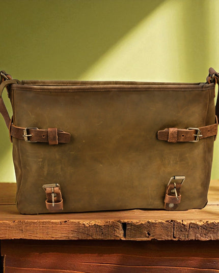Bovine Leather Buckled Messenger Bag - Olive