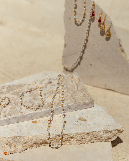 Freshwater Pearl and Flower Beaded Necklace