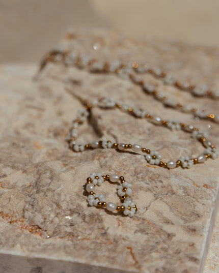 Freshwater Pearl and Flower Beaded Jewelry Set