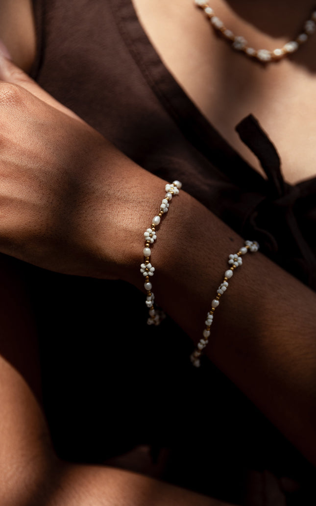 Freshwater Pearl and Flower Beaded Jewelry Set